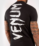 T-shirt - Men - Venum - 'Giant' - Black