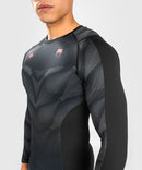Rash Guard - Venum - 'Phantom' - Langærmet  - Sort-Rød