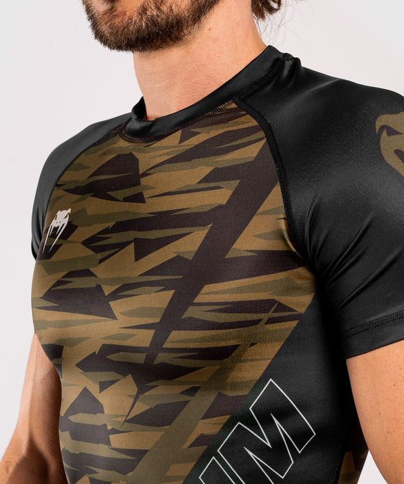 Rash Guard - Venum - 'Contender 5.0' - kortærmet - Khaki-Camo
