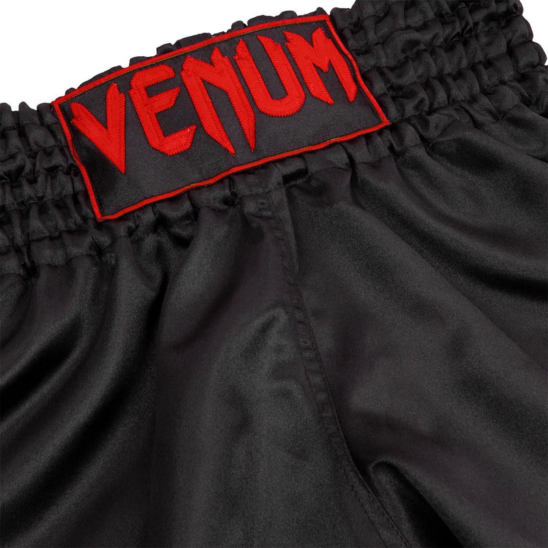 Muay Thai Shorts - Venum - 'Classic' - Sort-Rød