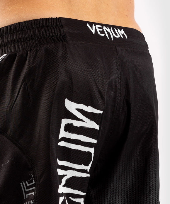 Fight Shorts - Venum - 'GLDTR 4.0' - Sort-Hvid