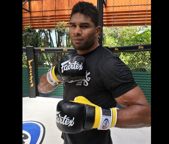 MMA Sparringshandsker - Fairtex - 'FGV18' - Sort-Rød