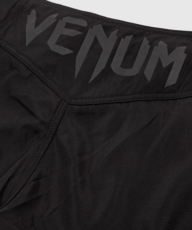 Venum Light 3.0 Fightshorts - Black/Black