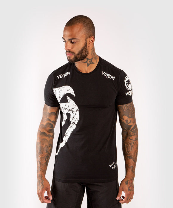 T-shirt - Men - Venum - 'Giant' - Black