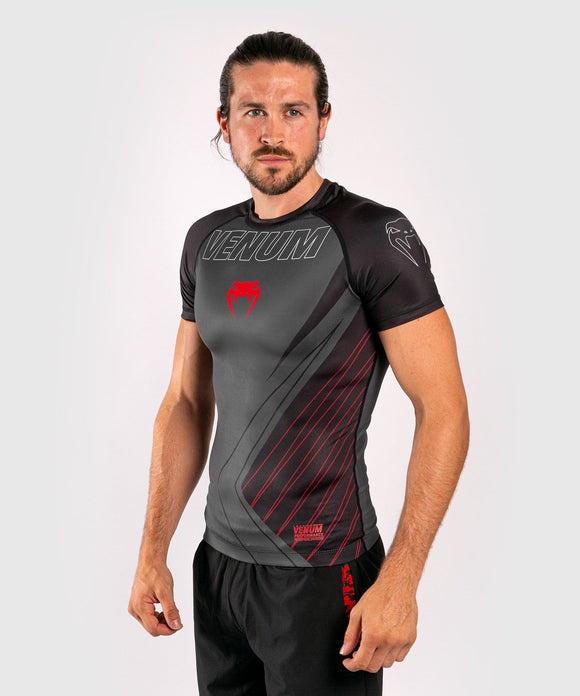 Rash Guard - Venum - 'Contender 5.0' - Korte ærmer - Sort-Rød