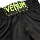 Muay Thai Shorts - Venum - 'Classic' - Sort-Neon Gul