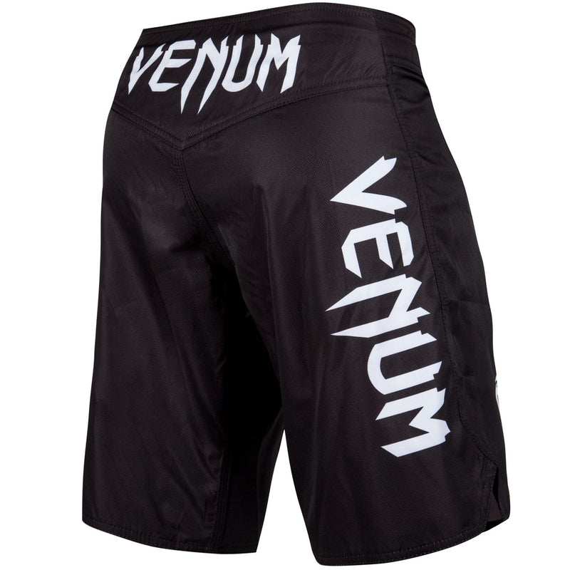 MMA Shorts - Venum - '3.0 Lightshorts' - Sort-Hvid