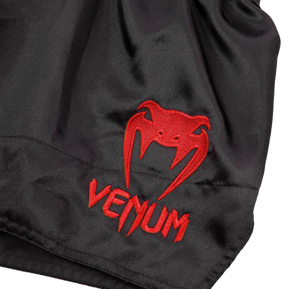 Muay Thai Shorts - Venum - 'Classic' - Sort-Rød